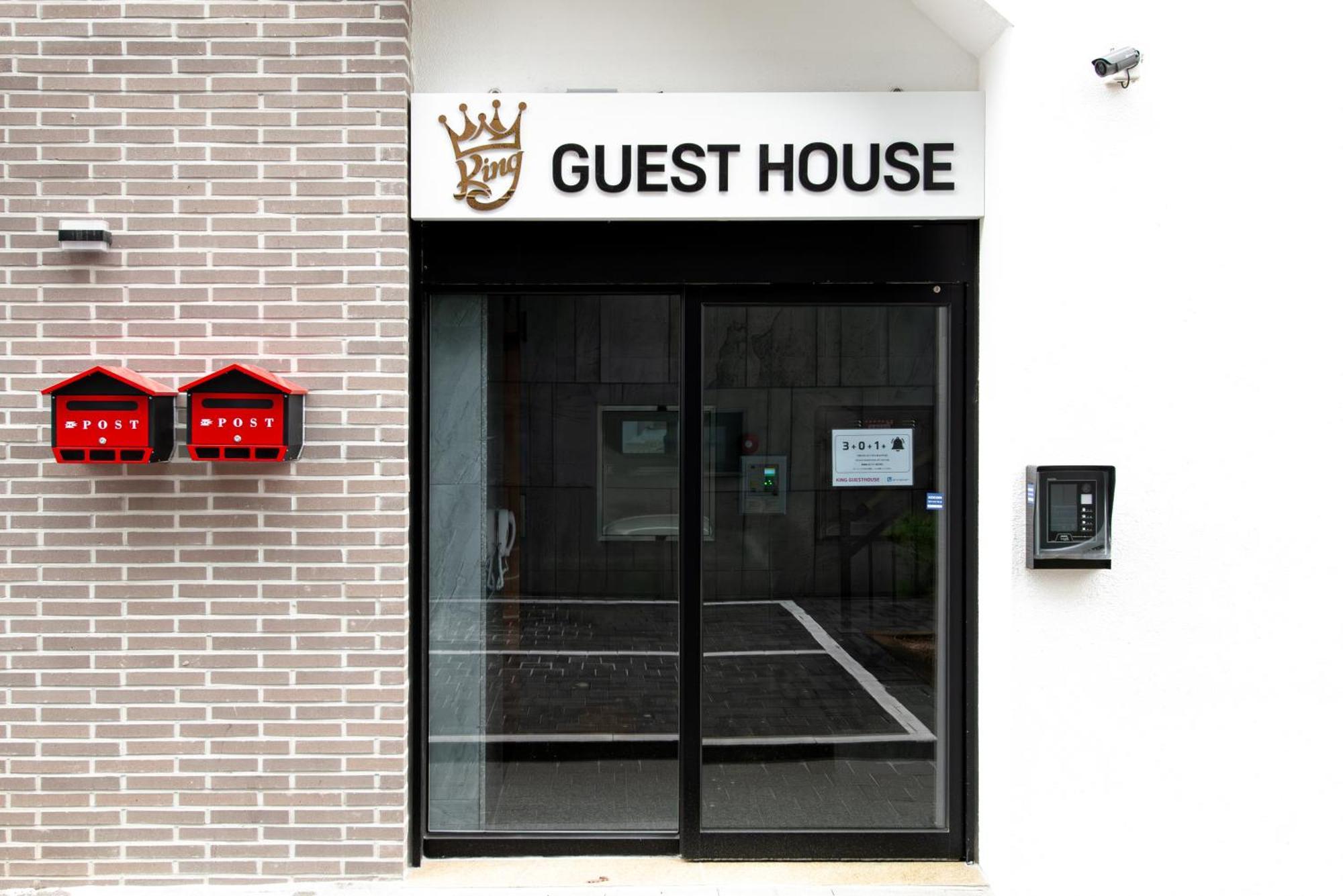 Incheon Airport Guest House King Екстер'єр фото