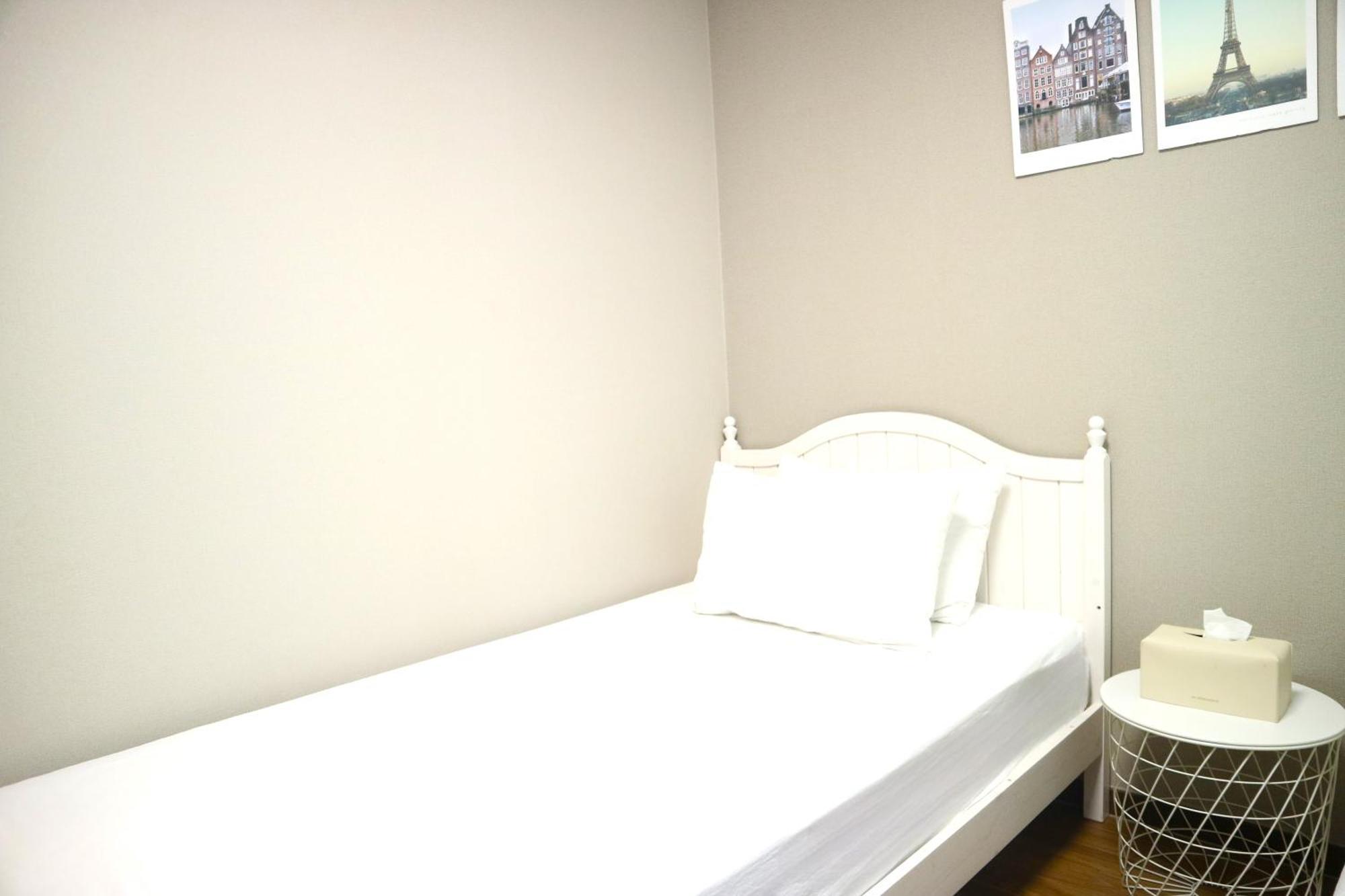 Incheon Airport Guest House King Екстер'єр фото